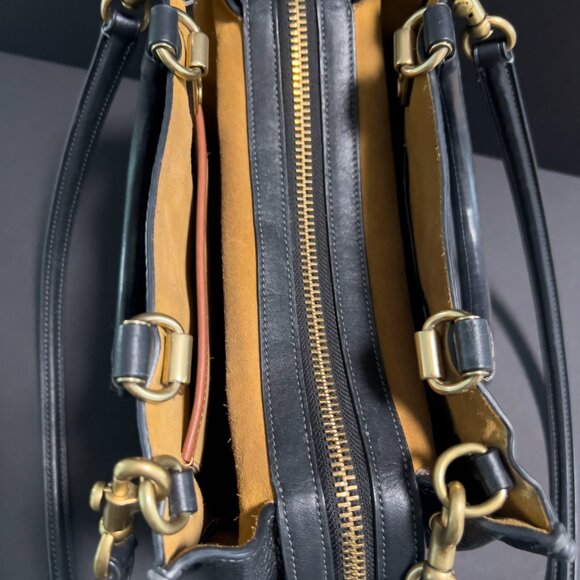 Coach - Rogue Bag In Regenerative Leather - Picture 7 of 16